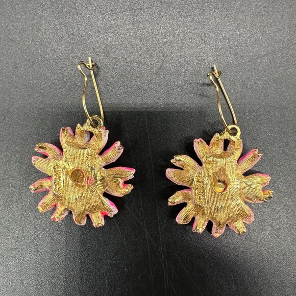 Vintage Pink Flower Power Earrings Enamel Metal 1960s Dangle Daisy Signed Art - Picture 3 of 8